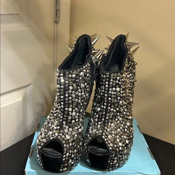 Giuseppe ZANOTTI Spiked Wedge Platform Ankle Boots w Crystal Embellishments! - Picture 7 of 9
